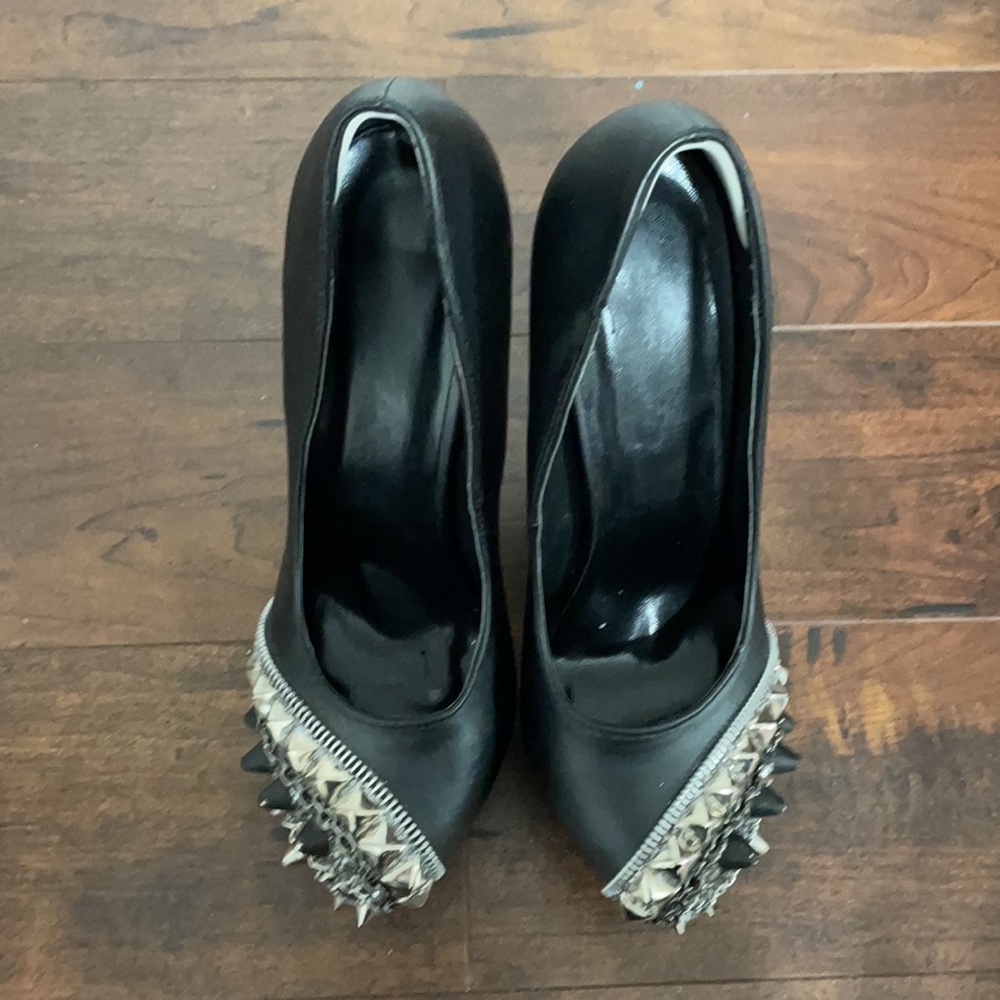 Spiked Studded Skull Zipper Chain High Heels - Picture 10 of 11